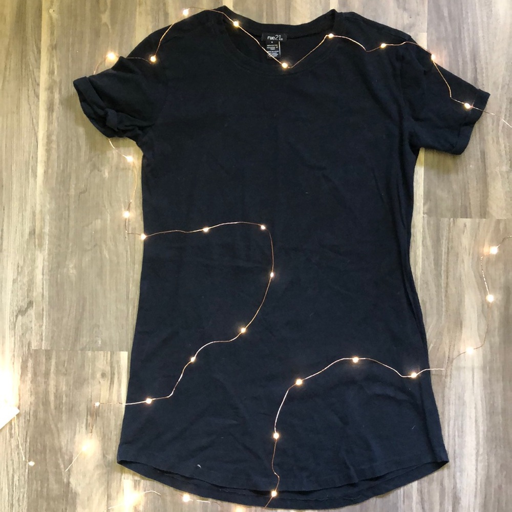Black T-shirt dress 🖤